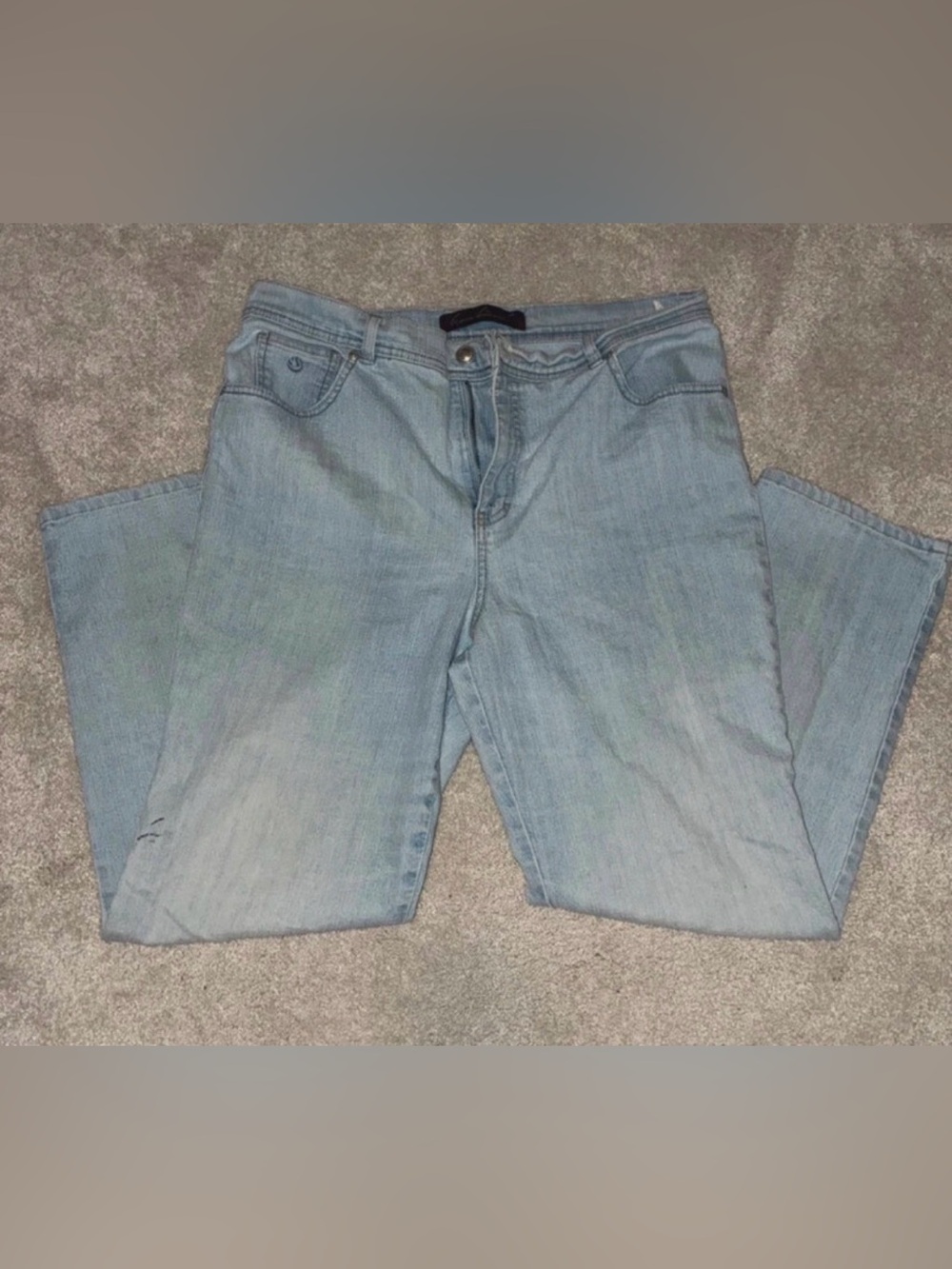Gloria Vanderbilt Light Blue Straight Leg Women's Jeans